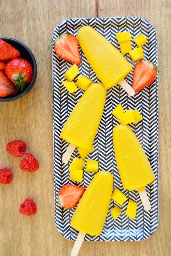 Mangosmoothie is med mandelmelk, kopi