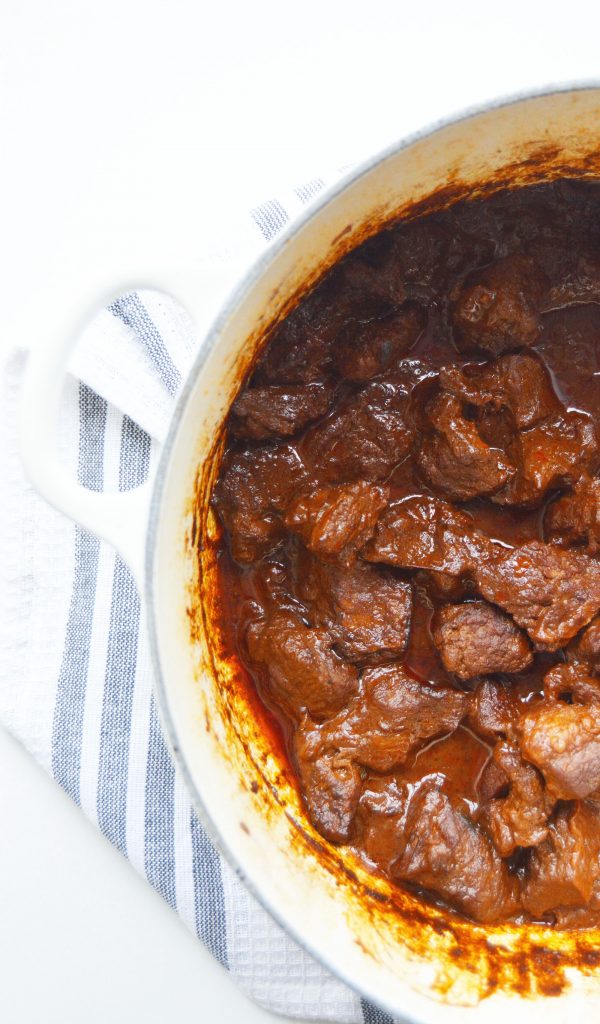 Mole gryte med høyrygg